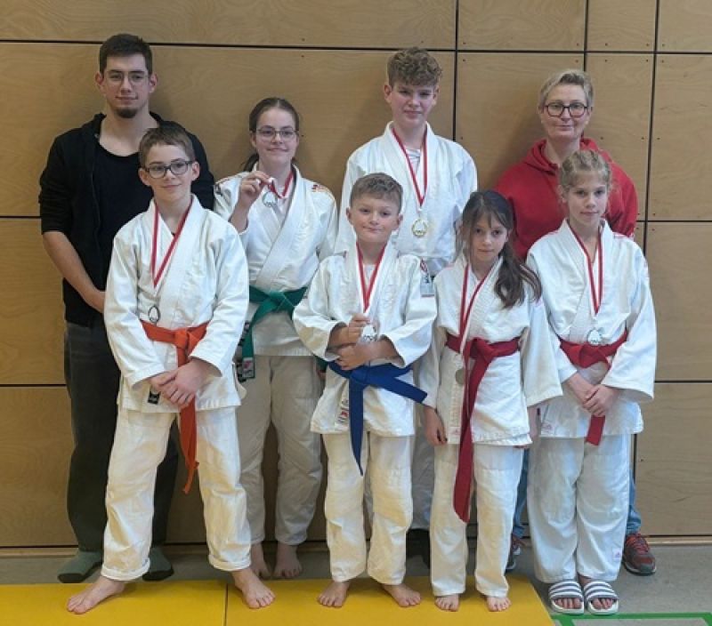 Erfolgreicher Abschluss der Turnierrunde unserer Ju-Jutsu Fighter in Erbach